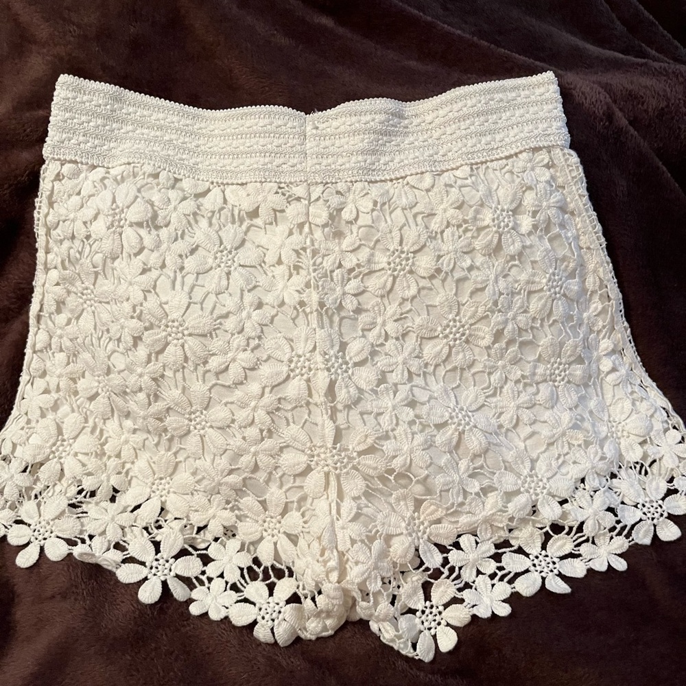 Miss Me White High Waist Lace Shorts